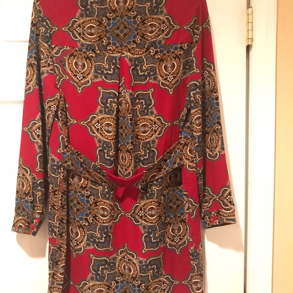 Pattern dress - Picture 3 of 4